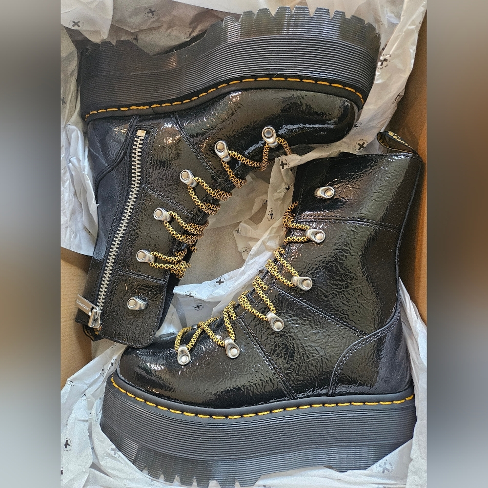 Dr. Marten's Ghilana Max Black Patent Leather Platform Boot Women's Size 8